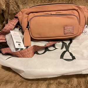 LUG Matte Luxe Hitch Sling Bag/Belt Bag in Blush NWT